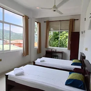 Smile Hub -youth Hostel- , Канди Шри-Ланка
